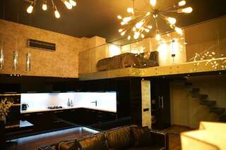Апартаменты the FERRAGAMO Loft -in City Center Киев Лофт-8