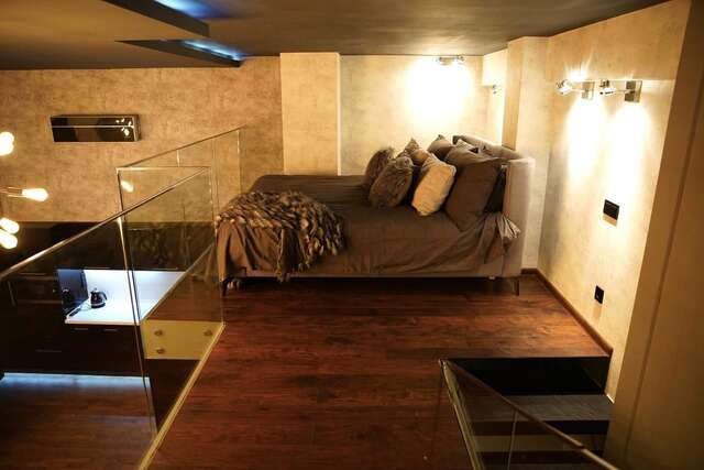 Апартаменты the FERRAGAMO Loft -in City Center Киев-14