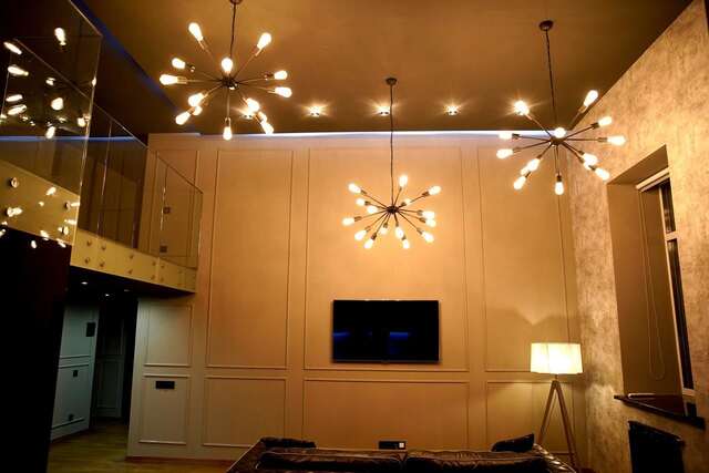 Апартаменты the FERRAGAMO Loft -in City Center Киев-5