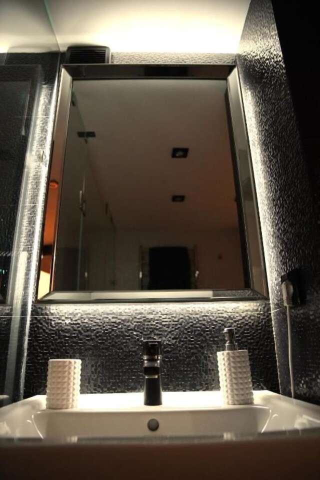 Апартаменты the FERRAGAMO Loft -in City Center Киев-49